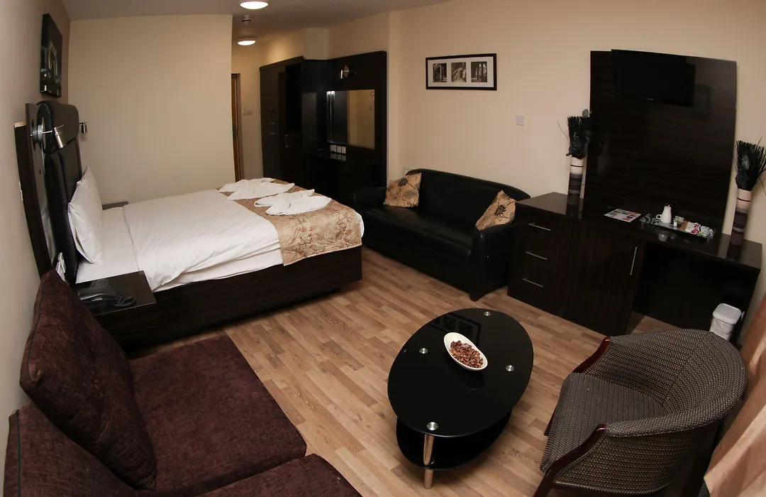 Ascot Hyde Park Hotel-1